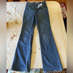 Levi’s Bootcut jeans